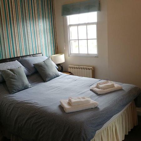 The Three Horseshoes Drayton Parslow Экстерьер фото